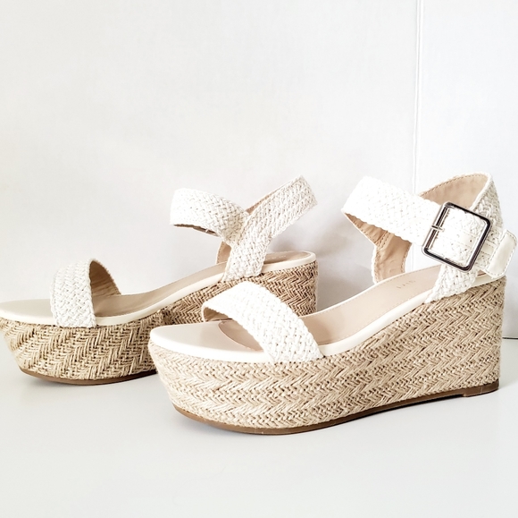 sold *Madden Girl Champ Wedge Sandal - Picture 8 of 8